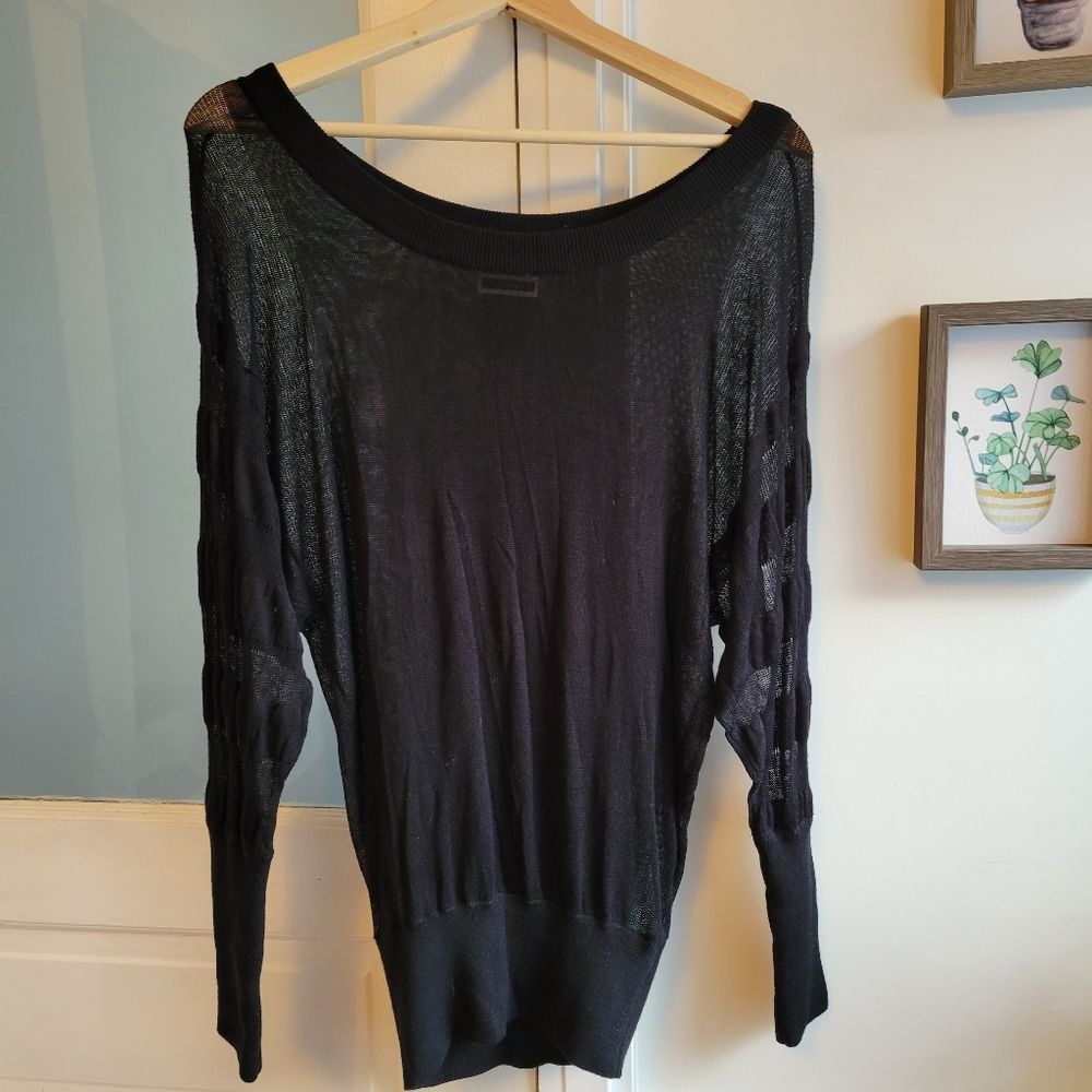 UNDER.LIGNE Black knit top lightweight "sweater" XS